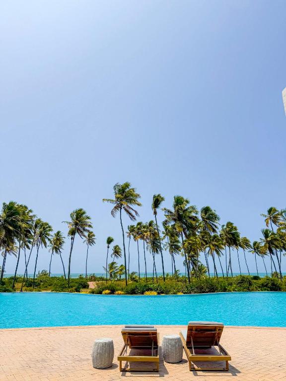 Casa de Luxo com Jacuzzi e 3 quartos na Praia do Forte, Condomínio Clube com estrutura completa, Academia, Restaurante, Brinquedoteca e muito mais - B&B Mata de São João