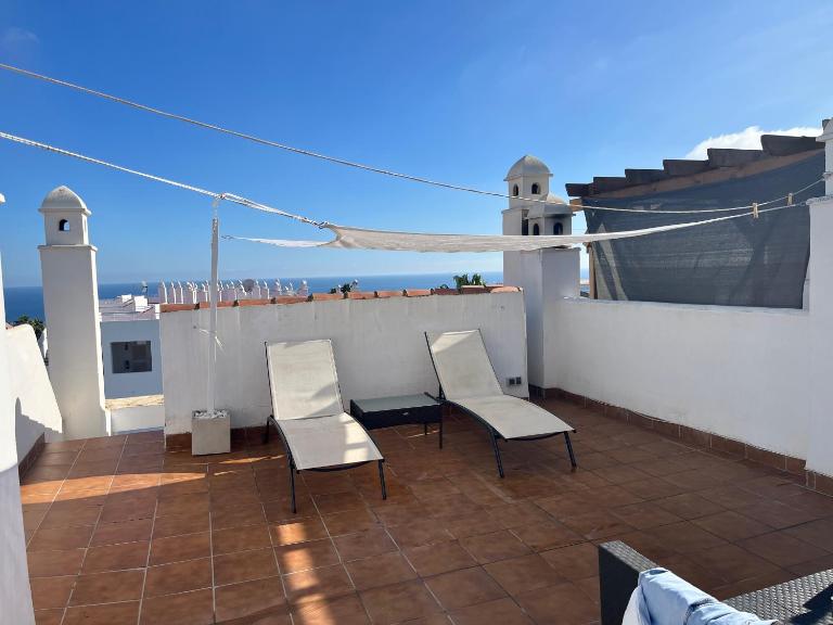 Superbe Duplex + rooftop , 3 terrasses - B&B Castillo de la Duquesa