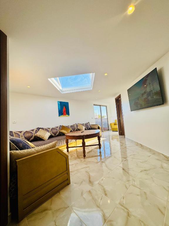 بوابة الشمس 2 - B&B Agadir