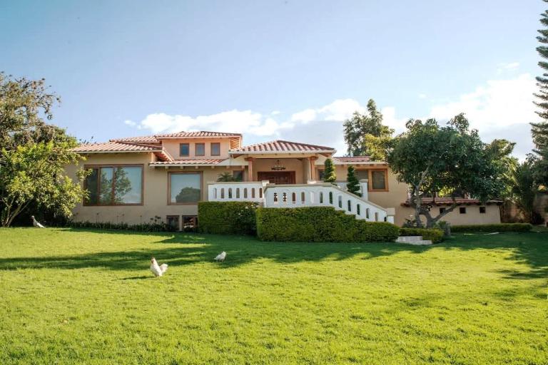 BUHO Luxury Guayllabamba Home BBQ Jacuzzi Pool - B&B Quito