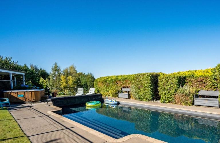 Mountviews Lodge - B&B Taupo
