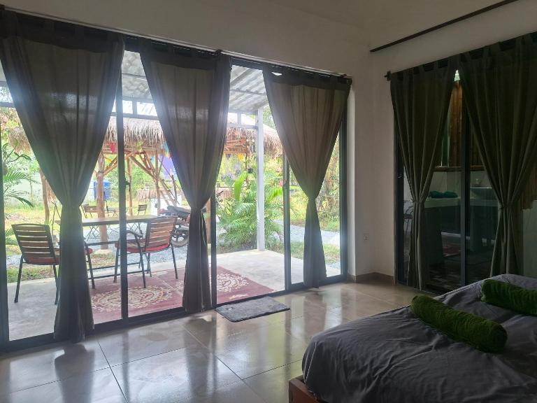 Zen Space Nesat - Bed and Breakfast Chrouy Svay
