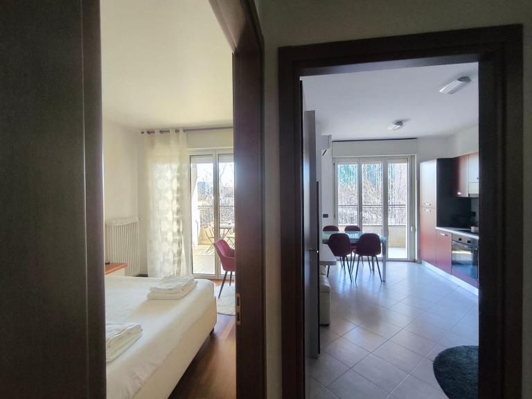 Adamello8 House - Fondazione Prada - B&B Milano