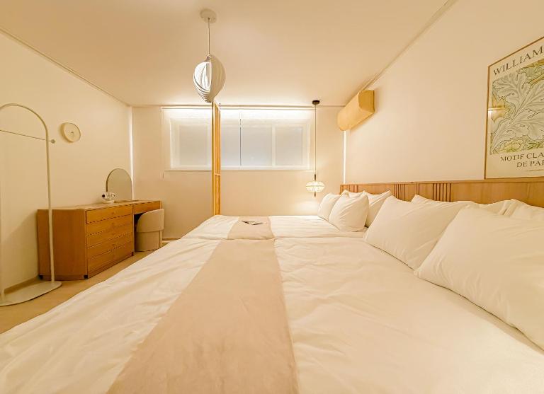Yeoksam, Gangnam Plastic Surgery, COEX, Garosu-gil, Gangnam Wedding, Hongdae 30 minutes, airport bus - Ferienwohnung Seoul