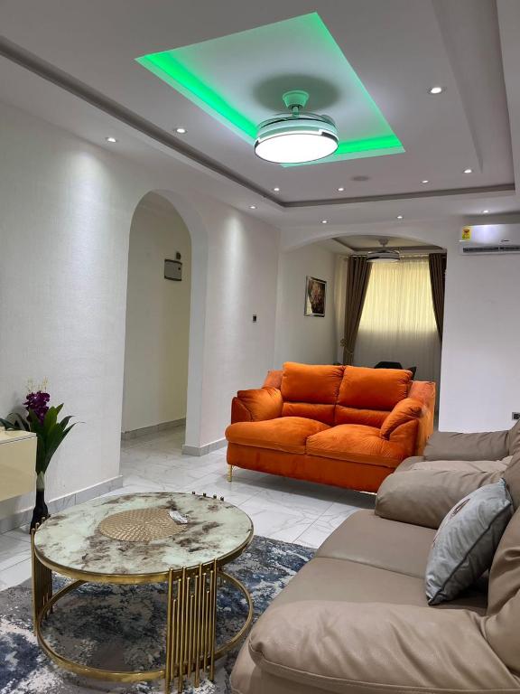 Vienama Residence 2 mins drive to Labadi Beach - Bed and Breakfast Accra