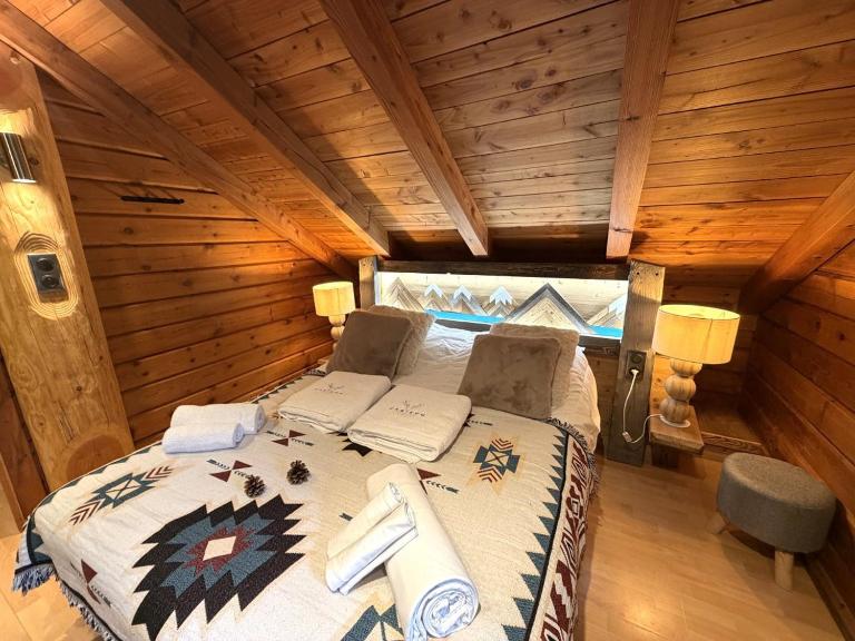 LE GRIZZLY Chalet en bois avec SPA Jacuzzi - Bed and Breakfast La Bresse