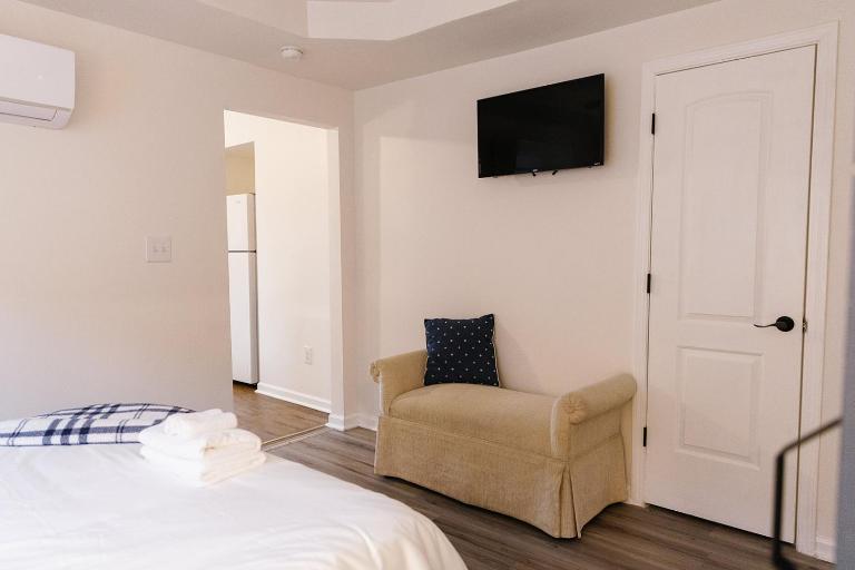 Big Blue - Stylish Studio in Downtown Lexington - B&B Lexington-Fayette