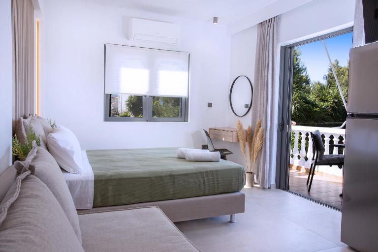 Villa Mimoza - Sea View Studio - B&B Nea Stira