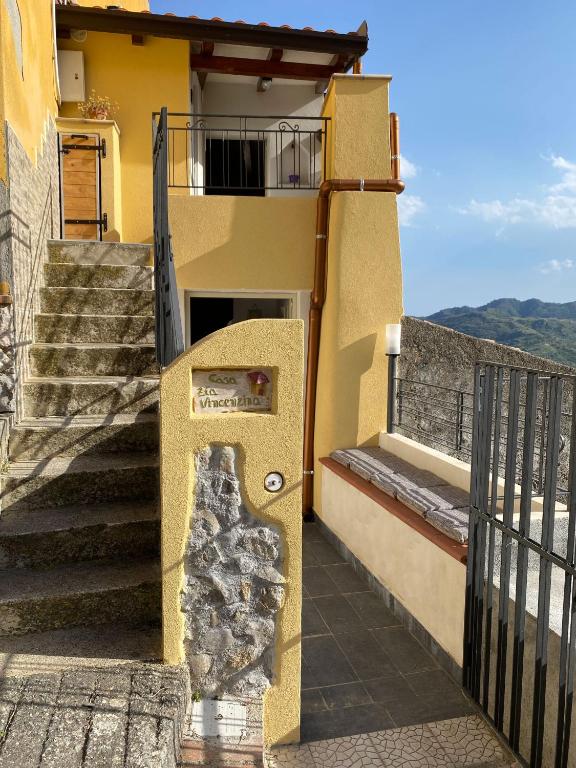 Casa zia Vincenzina - B&B Casalvecchio Siculo