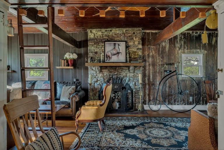 The Whiskey River Lodge - B&B Madison