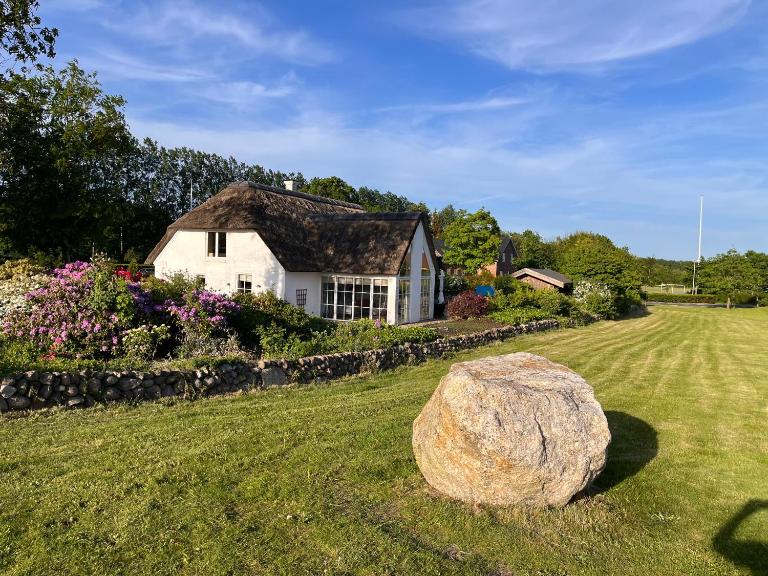 Stråtækt Idyl - B&B Nørre Kollund