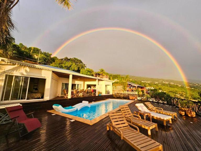 Home Ocean 360 piscine chauffée et SPA - B&B Saint-Leu