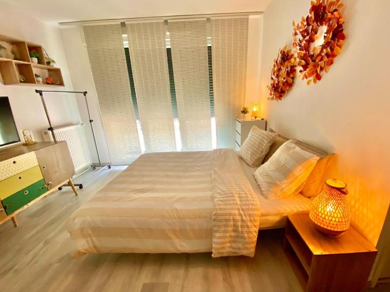 Quiet and bright Studio in Paris - B&B Saint-Ouen