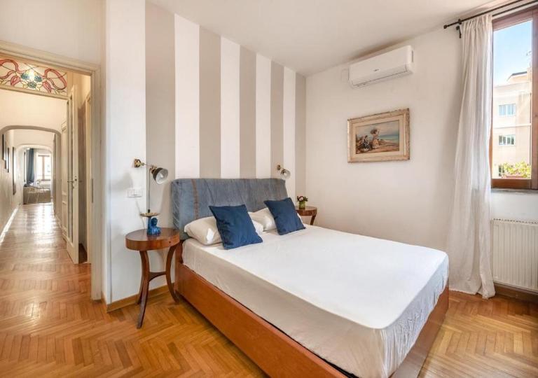 Luxury in Rome Panoramic terrace Fontana di Trevi - Bed and Breakfast Rome