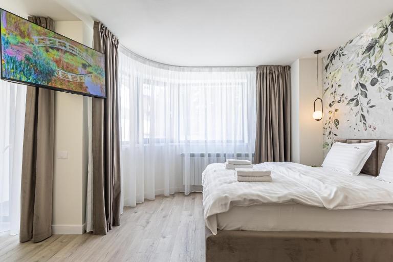 Cozy Luxury Brand New ApartHotel with Studios in Brasov - B&B Braşov