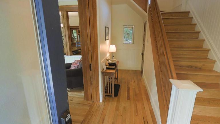 This Restored 1910 Craftsman 4-Bedroom Home Offers The Best Of Bozeman! - B&B Bozeman