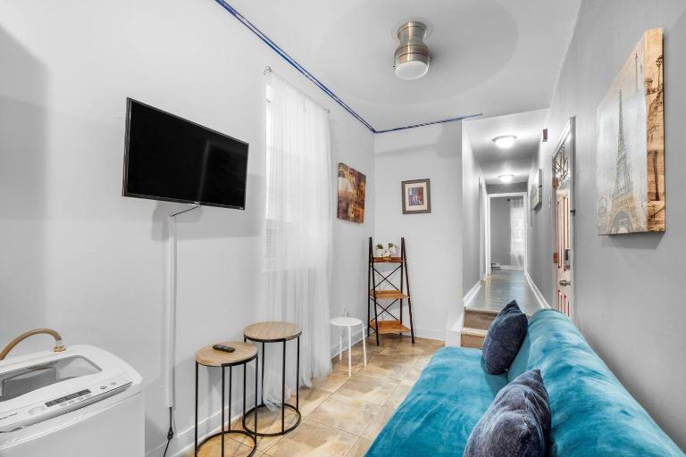 Modern 2BR 10 Mins to Metro - B&B Filadelfia