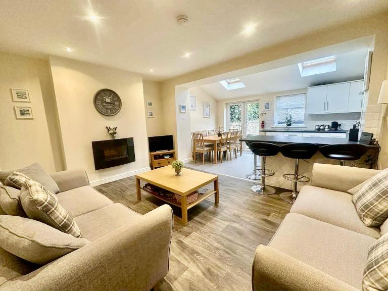 Matlock Views, a perfect place in the heart of Matlock town - B&B Matlock