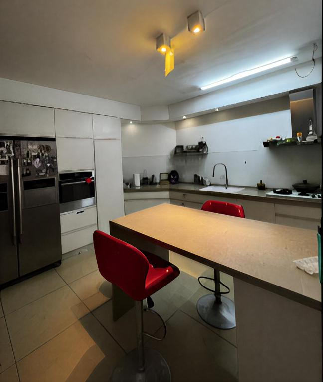 Rooms in Shared Villa & Private Studio, Herzeliya - Bed and Breakfast Herzliya