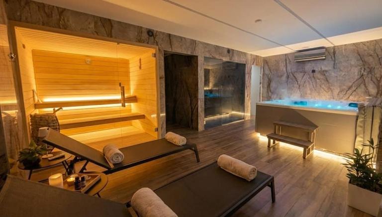 Arouca Passadiços Alojamento & Jacuzzi - SPA - Bed and Breakfast Arouca