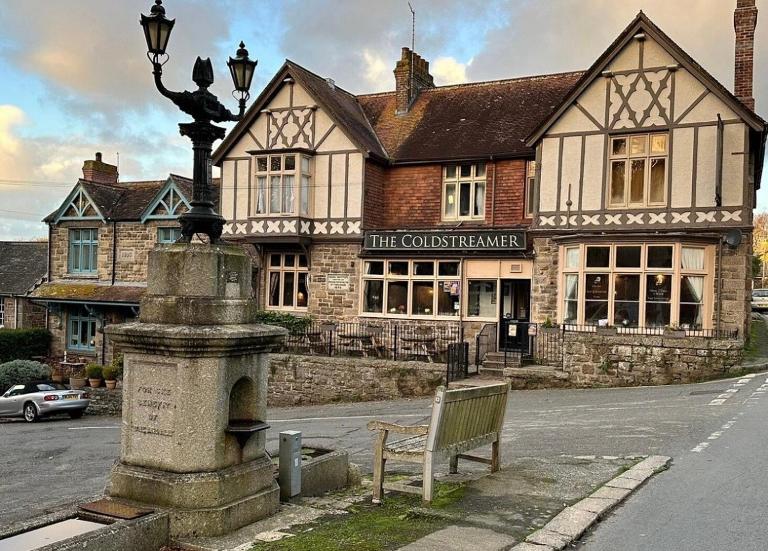 The Coldstreamer Inn - Ferienwohnung Penzance