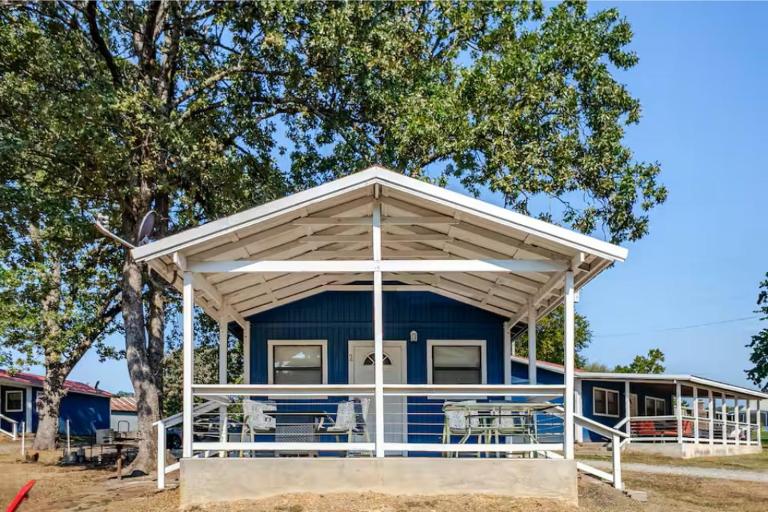 Bixby Cove Cabin #2 - B&B Texanna