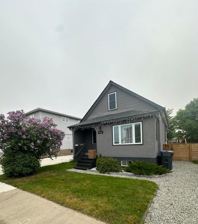 Friendship Residence - B&B Thunder Bay