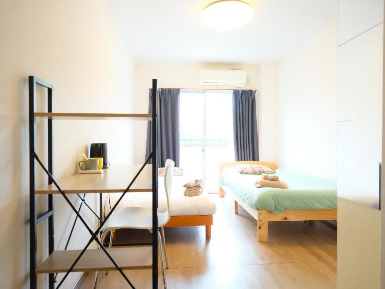Osaka English House - Ferienwohnung Hirakata