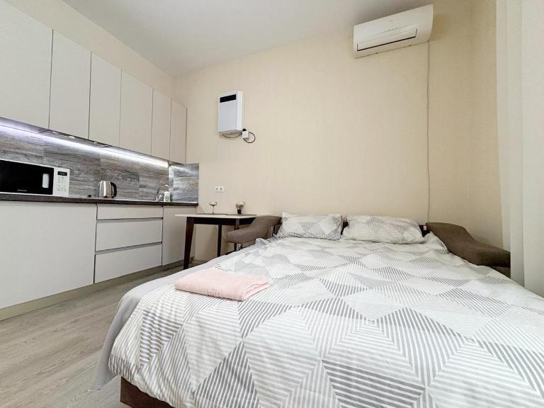 Студія на Південному вокзалі - Bed and Breakfast Charkov
