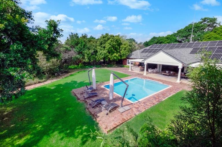 Manor On Main - Chambres d'hôtes Midrand