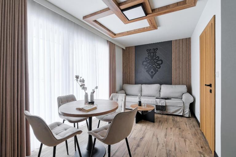 Apartament Liliowe-Białka Tatrzańska, blisko natury i Term Bania - Ferienwohnung Białka Tatrzańska