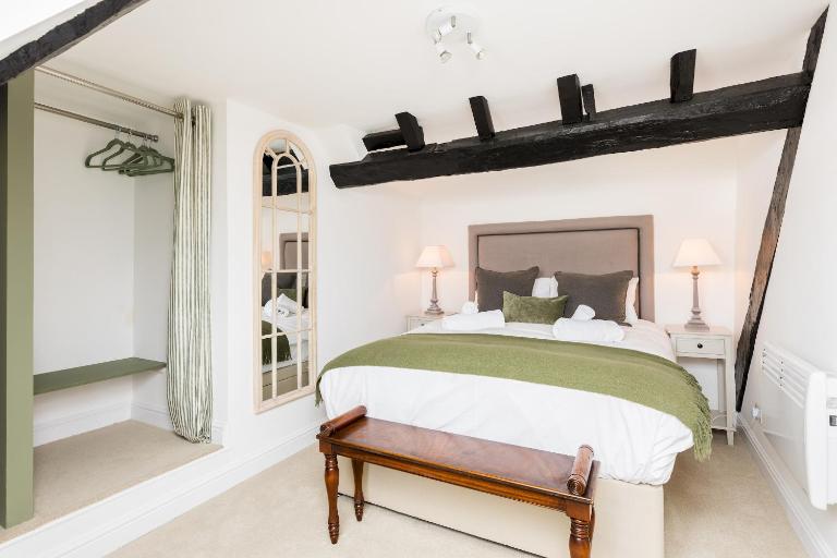Historic 2 Bed in Central Warwick - Pass the Keys - Chambres d'hôtes Warwick