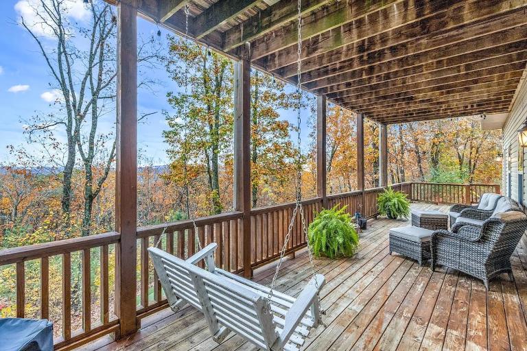 Bohemian Hideaway, Mountain and Valley Views, Pet Friendly - B&B Ringgold