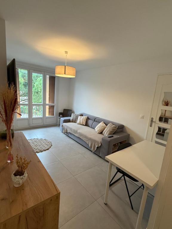 Appartement moderne 3 chambres avec parking sécurisée - B&B Aix-en-Provence