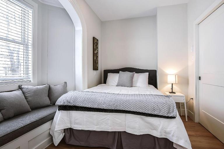 Beautiful South End Apartment - Includes parking! - Chambres d'hôtes Halifax