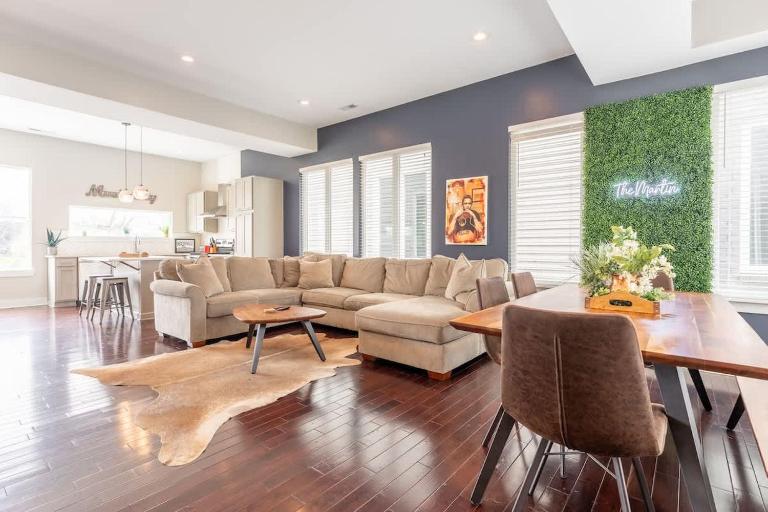 The Martin by Stay Local Nashville - Bed and Breakfast Nashville