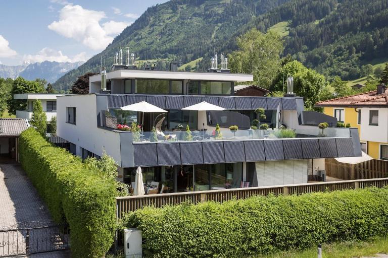 Luxury Apartment Silvia by we rent - Chambres d'hôtes Zell am See