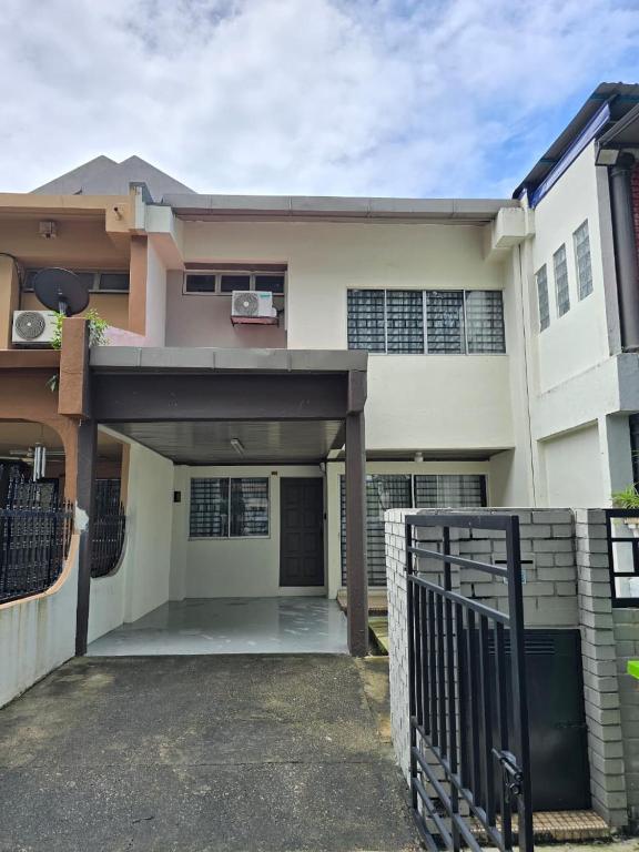 TWS Homestay - B&B Batu Caves