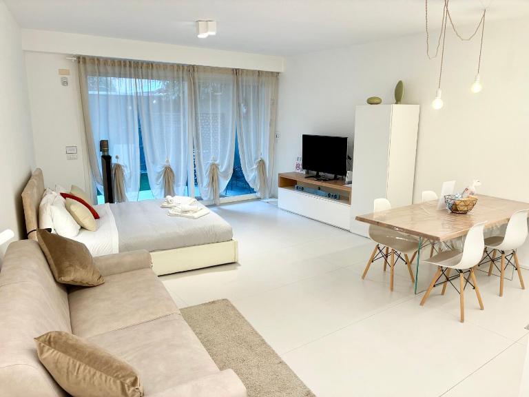 GINNY HOUSE VENEZIA - appartamento moderno open Space vicino Venezia e Padova - B&B Dolo
