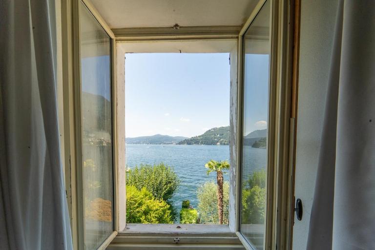 Vintage Home in the hamlet with lake view - Chambres d'hôtes Torno