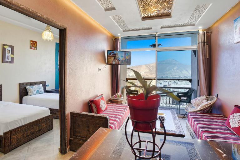 Chez Maryam , pour les familles à 10 minutes de la plage - B&B Agadir