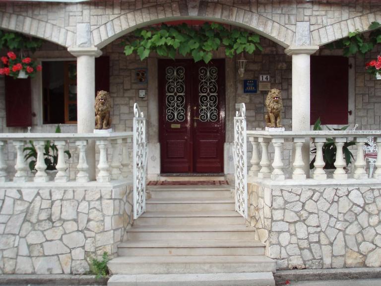Apartments and Rooms Deskovic - B&B Mošćenička Draga