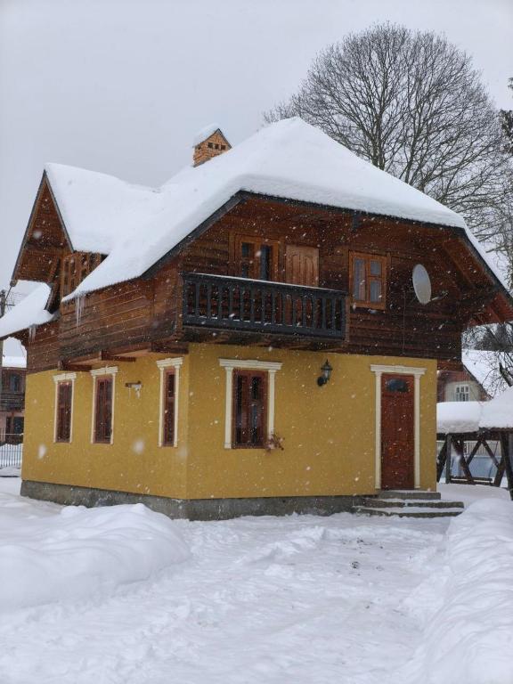 Slavske Central Cottage - Ferienwohnung Slawske