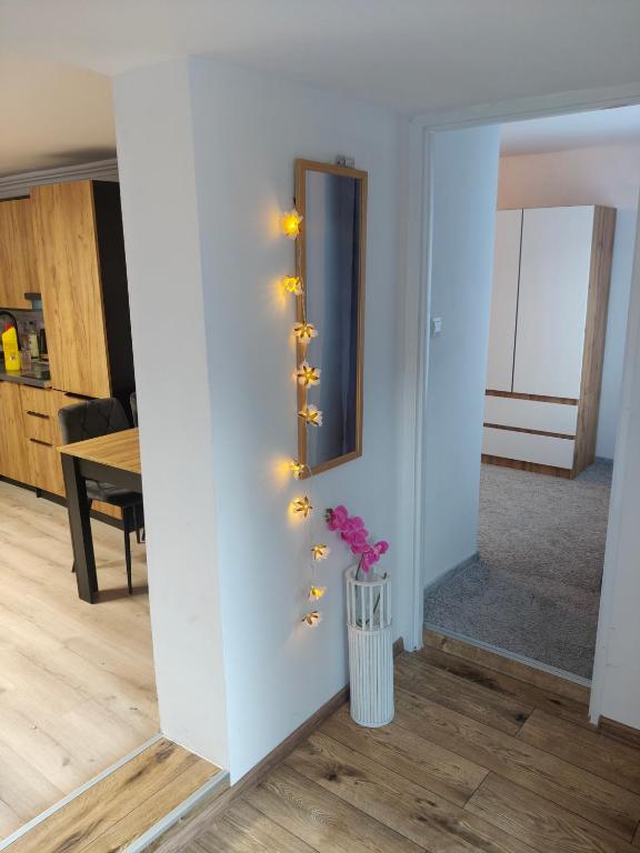 Apartament z ogrodem Poranna Rosa - B&B Szczytna