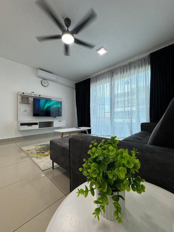 SDC Suite Home 4 - Bed and Breakfast Lahad Datu