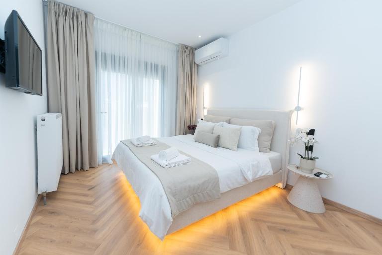 MONOPATI Apartments - Chambres d'hôtes Mouzáki