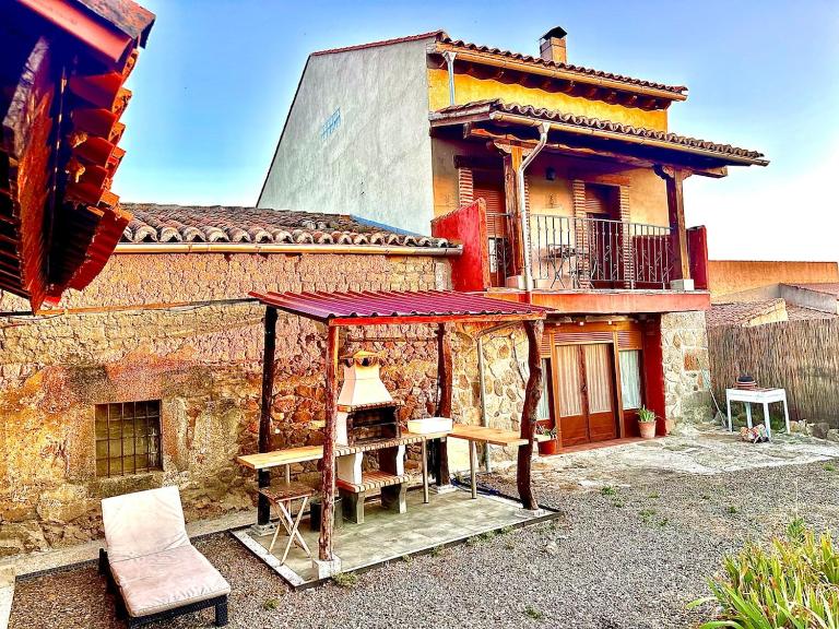 Casa rural el pozo - Chambres d'hôtes San Bartolomé de Corneja