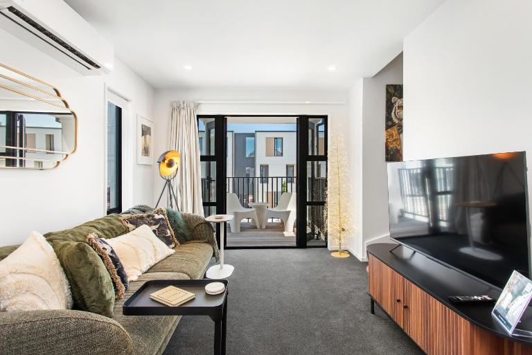 The Pinnacle of City Living 2 Beds 2 Bths Parking - B&B Christchurch