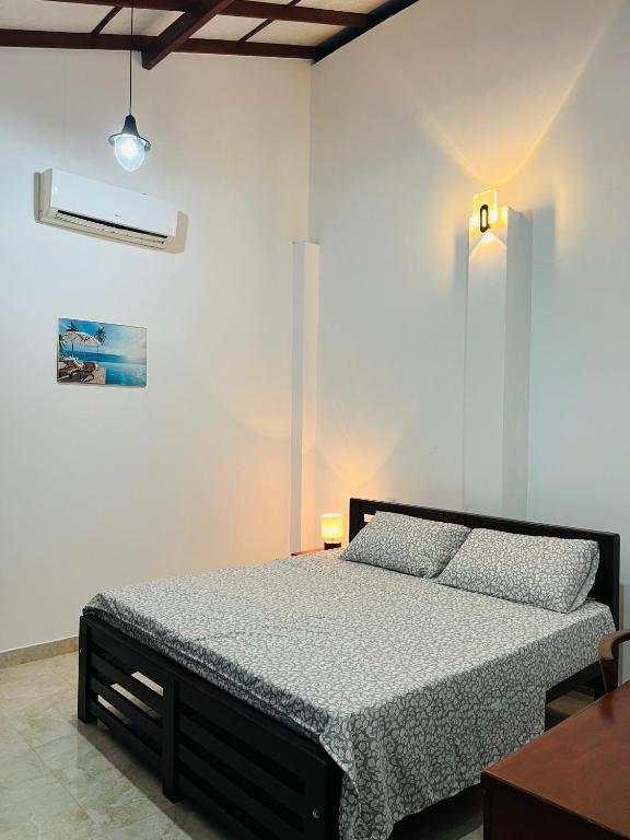Manthraa Holiday Apartment - B&B Rathgama