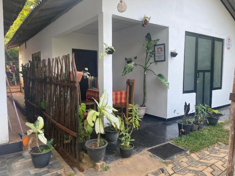 sun mount villa - B&B Ahangama